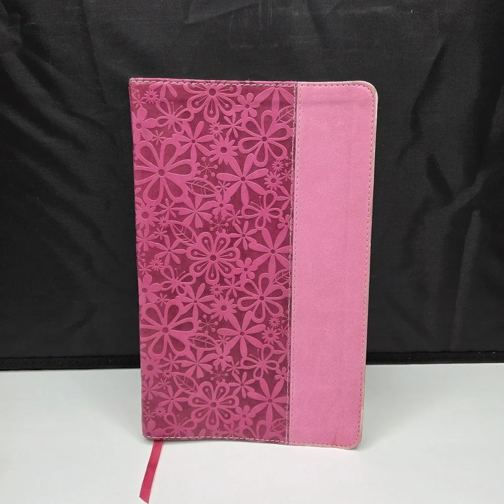NIV Adventure Bible Kids Pink Italian Duo-Tone Floral ZONDERVAN